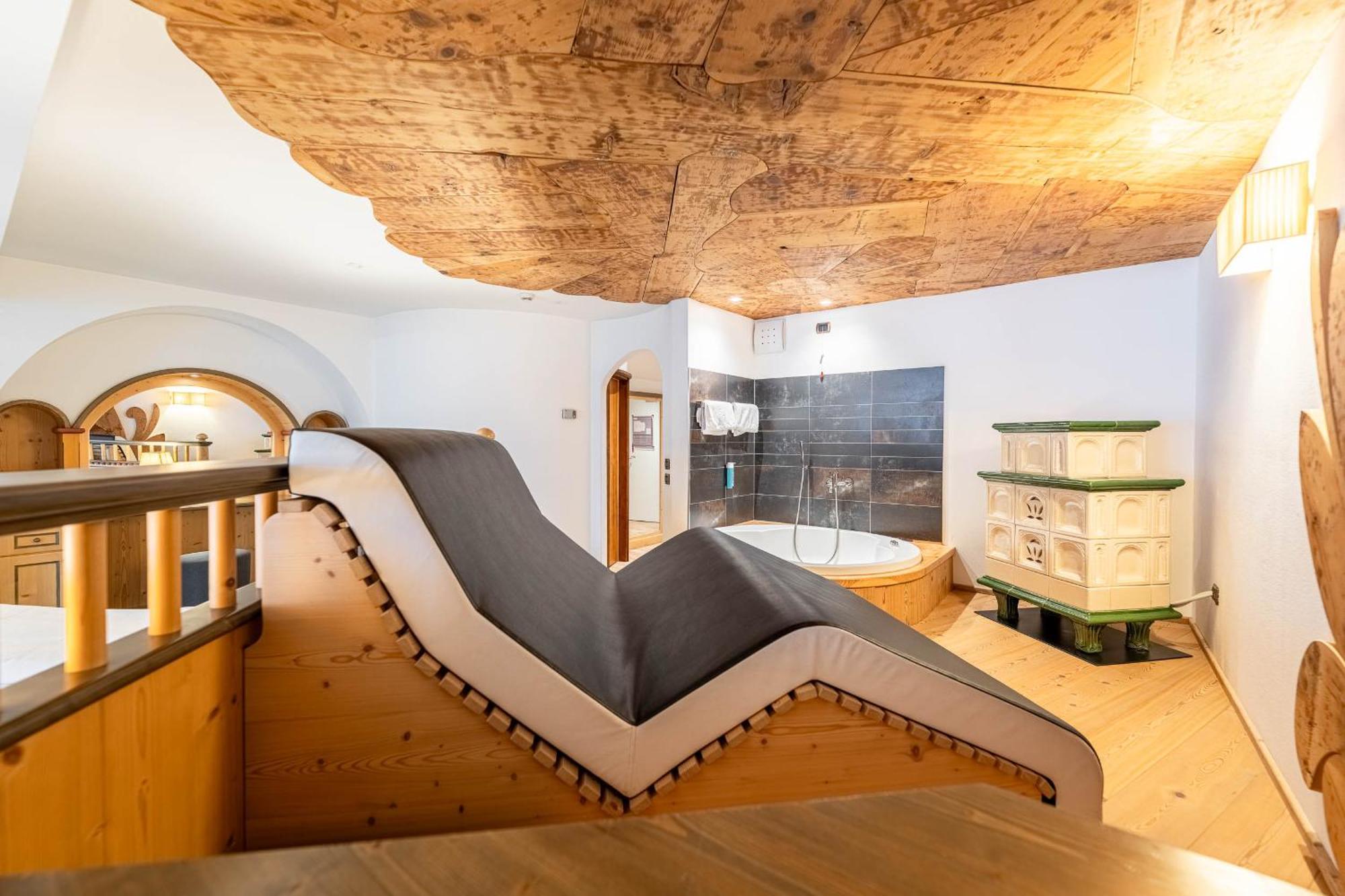 Croce Bianca Leisure & Spa Hotel Canazei Luaran gambar